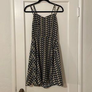 Star graphic midi dress